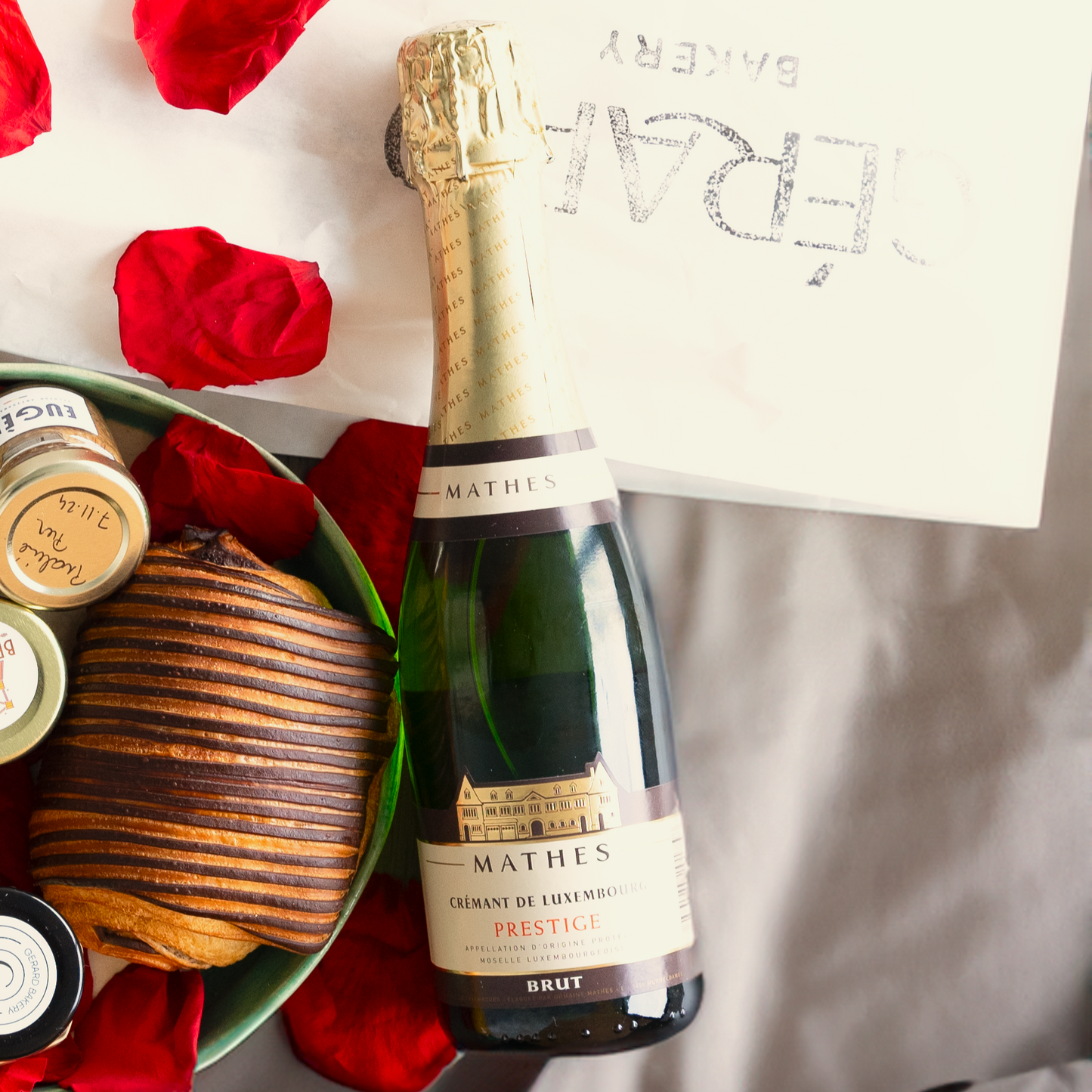 Valentine Sparkling Wine (Bubbles)