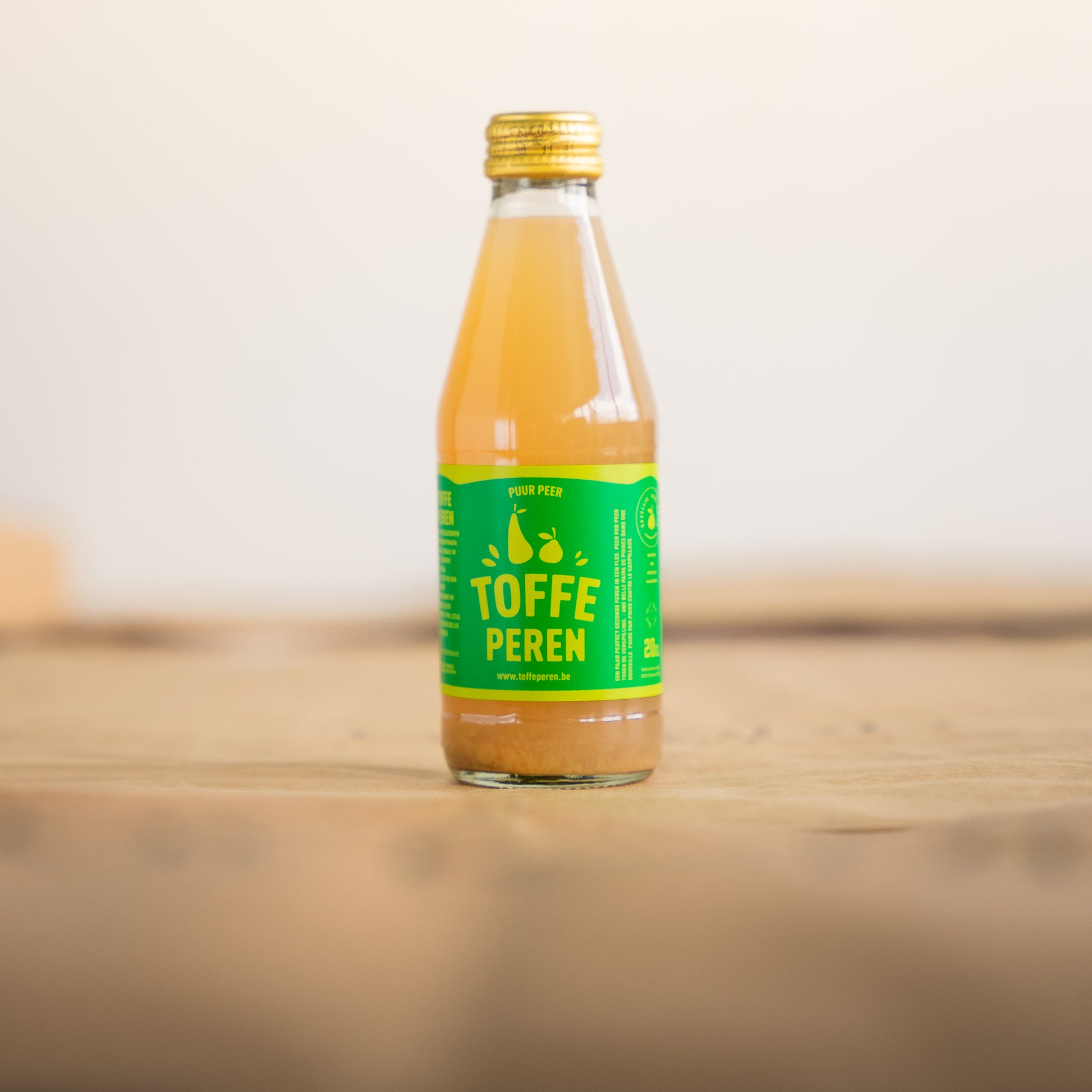 Pear juice bottle from the brand Toffe Peren.